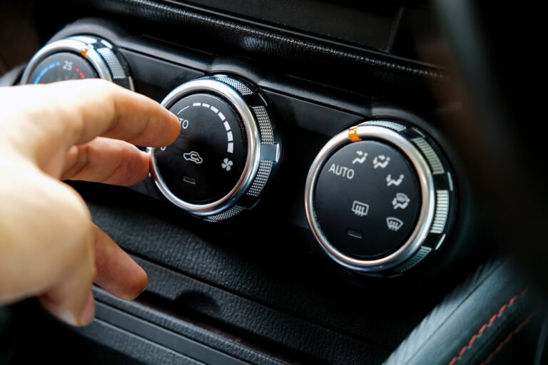 Usterka sterownika klimatyzacji – diagnoza i programowanie