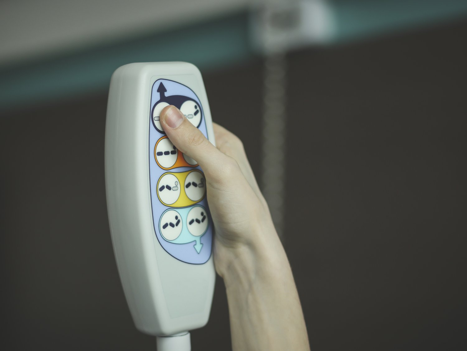 Problemy z systemem sterowania roletami – diagnostyka i programowanie