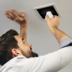 Problem z głośną pracą wentylatora łazienkowego – przyczyny i naprawa