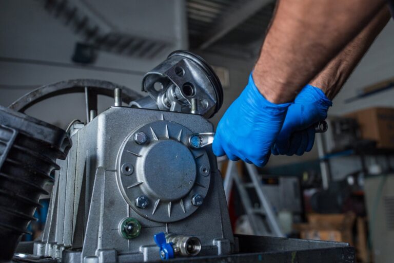 Awaria pompy cyrkulacyjnej w ogrzewaniu – objawy i metody naprawy