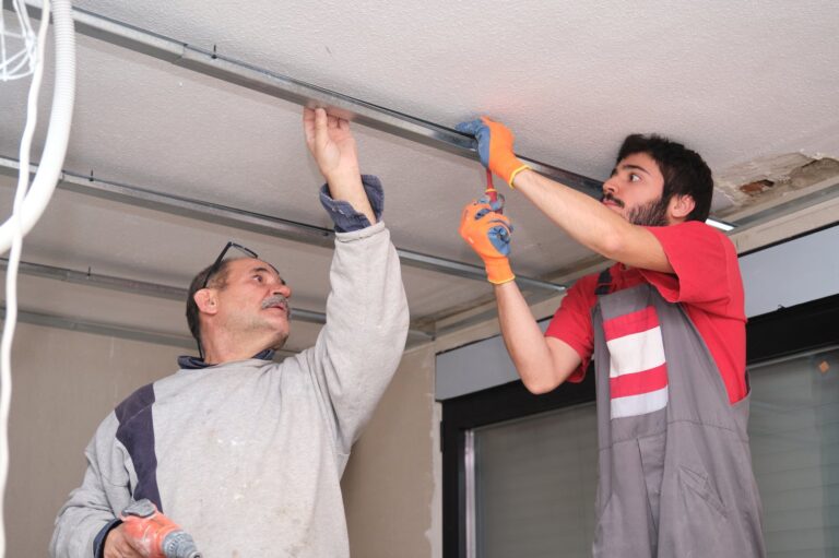 Awaria silnika bramy garażowej – najczęstsze usterki i ich usuwanie