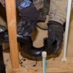 Problem z przeciekami w instalacji centralnego ogrzewania – wykrywanie i uszczelnianie