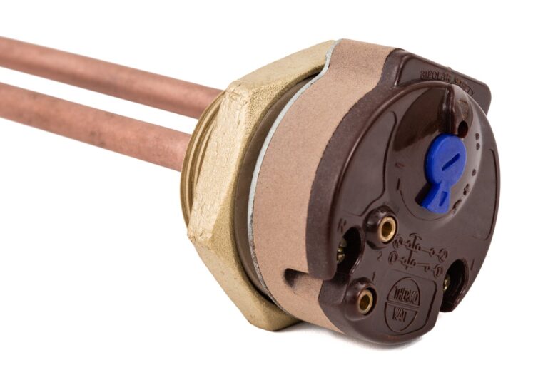 Awaria termostatu w zasobniku ciepłej wody – testowanie i wymiana elementu