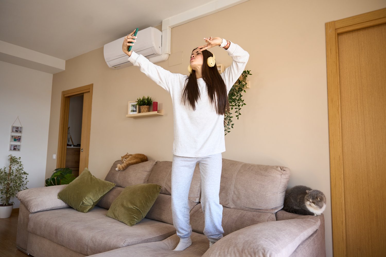 Problem z hałaśliwą klimatyzacją w sypialni – przyczyny i sposoby wyciszenia