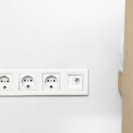 Jak wymienić uszkodzoną listwę elektryczną w kuchni